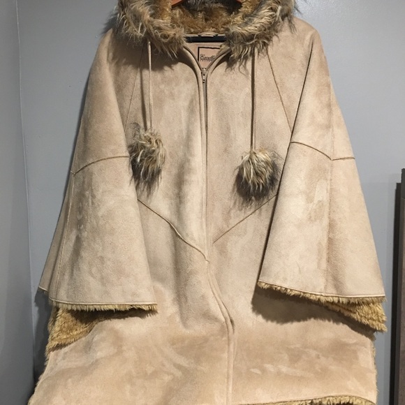 Jackets & Blazers - Suede poncho✌️ONE SIZE